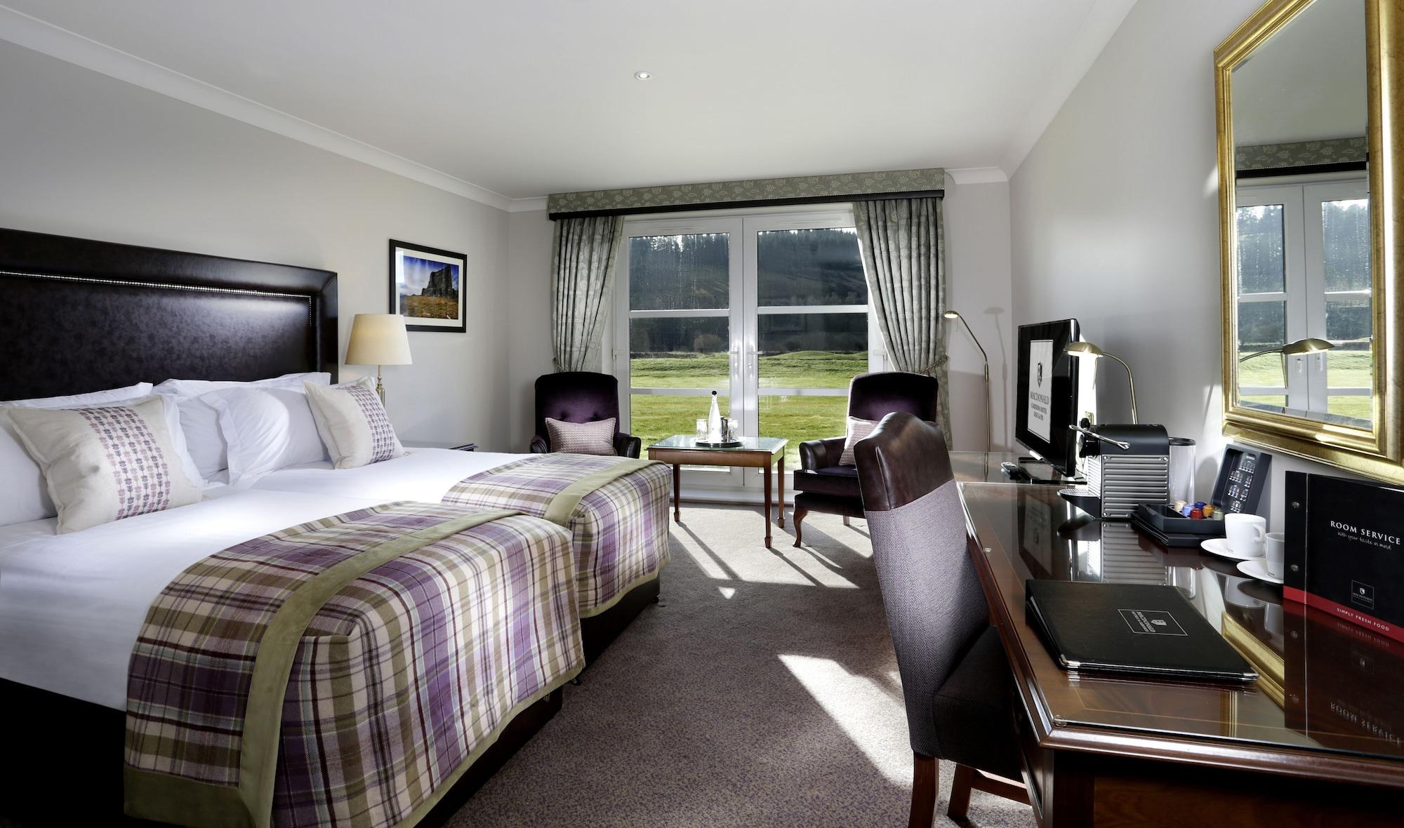 Macdonald Cardrona Hotel, Golf & Spa Peebles Exterior foto