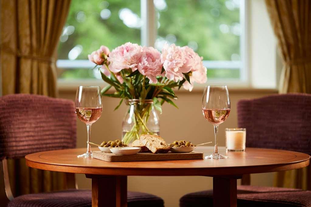 Macdonald Cardrona Hotel, Golf & Spa Peebles Zimmer foto