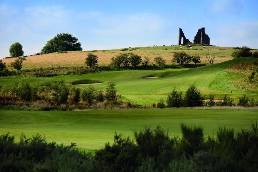 Macdonald Cardrona Hotel, Golf & Spa Peebles Exterior foto